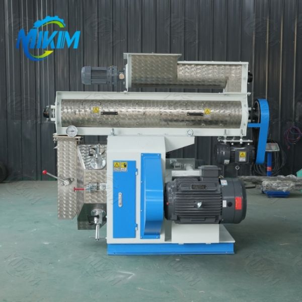 Небольшая лепешка питания птицы корма для животных делая машиной высокий выход