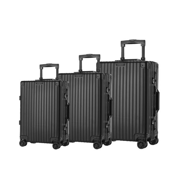 Modern Travel Companion TSA Lock and 360° Spinner Wheels on Lightweight Aluminum Frame Rolling Luggage for Holiday Trips
