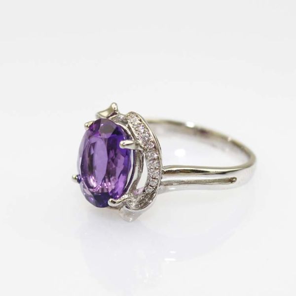 White Gold Plated 925 Silver Ring with 8x10mm Oval Blue Cubic Zircon (R267)