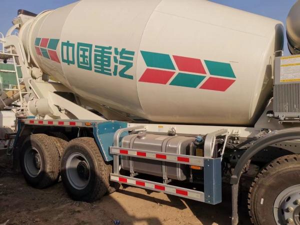 Energy Efficient Mobile Concrete Mixer Lorry 12cbm For Concrete Mixing 300-400HP