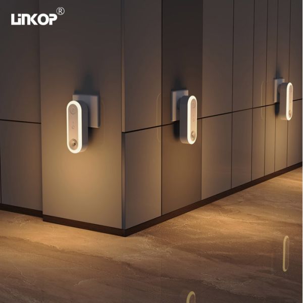 Plug In LED Night Light 100V-240V IP20 With Light Sensor 2700k Air Purification