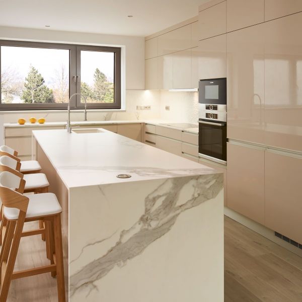 Acrylic Modern Kitchen Display Cabinets Custom Smart Luxury Glossy Beige Island Modular