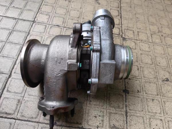 Original and aftermarket (replacement) Volvo 2.0T engine turbocharger parts