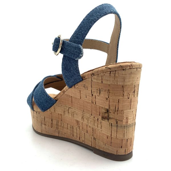 Wedge High Heel Stylish Sandals , Ladies Heeled Sandals For Party Cocktail