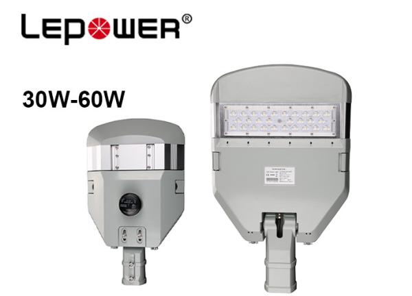 Road Lighting Smart LED Street Lights Bridgelux Chip Optional Lens 100W 150W IP66
