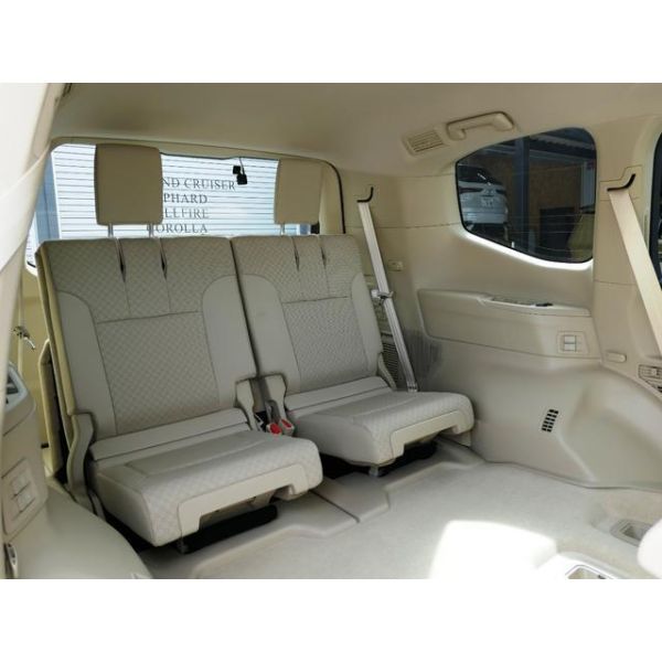 Toyota Land Cruiser ZX Display Audio Plus JBL Sound Techo Eléctrico Digital Inner Mirror Visera Lateral Dash Cam Monitor de Vista Panorámica Puerta Trasera Eléctrica Asientos Calefactados ETC 2.0