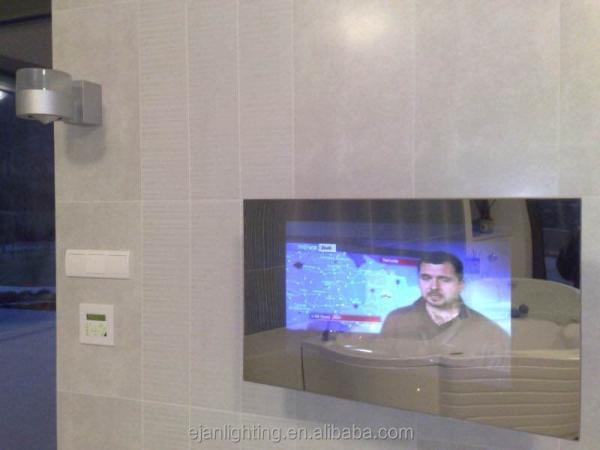 Résistance à l'eau Remington salle de bains éclairée LCD miroir de télévision avec défonceur Lumen 1100-1200 LM/M