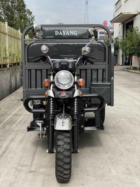 Cargo Supply Motorized Tricycles Van Standard Size Three Wheel Petrol Motorcycles