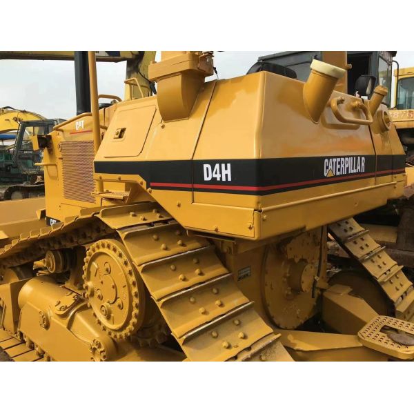 D4h Bulldozer Caterpillar D4h Bulldozer Machine Second Hand Dozer