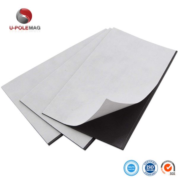 L'étiquette magnétique en caoutchouc à aimant doux et à résistance adhésive personnalisée