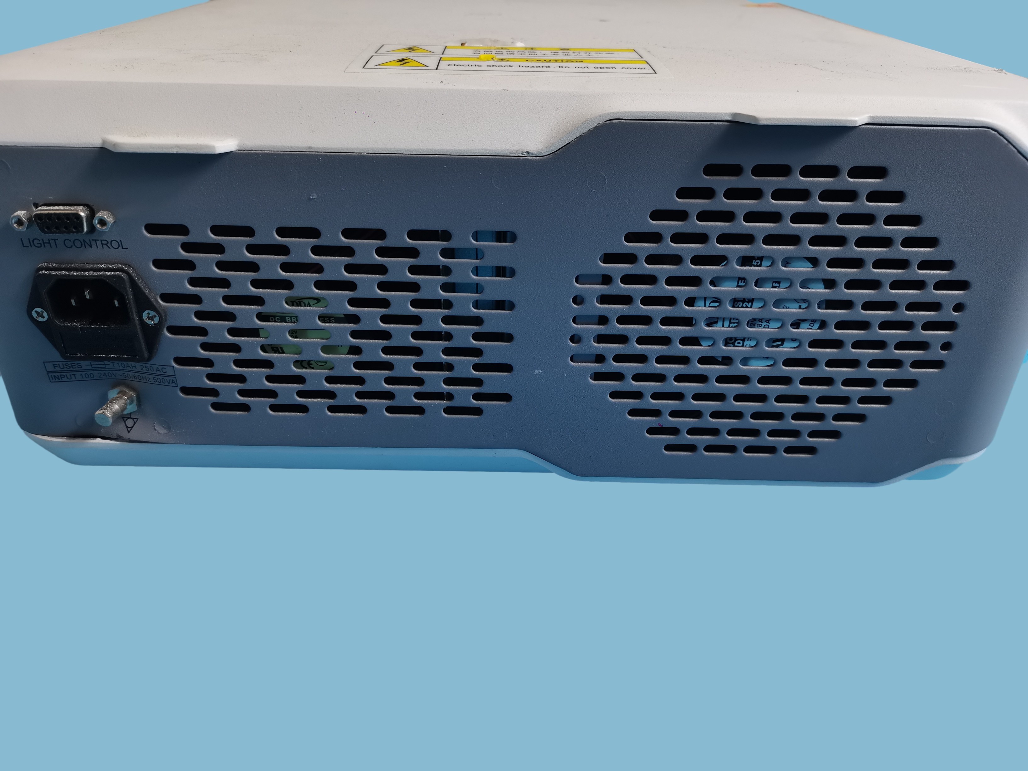 HDL-330 Источник света Холодный источник света Технология освещения Эндоскопия
