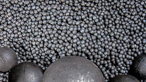 20-180mm Cast Iron Ball Ball Mill For Mining Grinding Cement