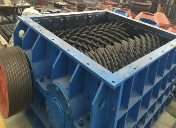 38kgm/cm2 Raw Coal Crushing Equipment Double Roller Crusher 8000T/H Max Capacity and coal mine crusher