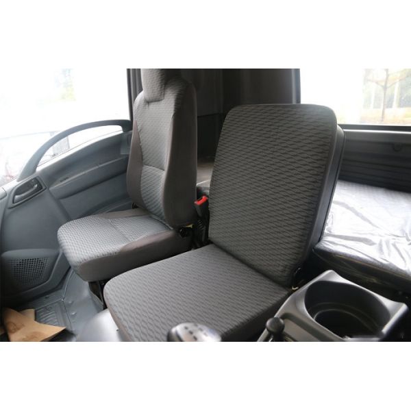 ISUZU VC46 Trailer Tractor Head Truck 10 Wheeler 6X4 450HP High Performance