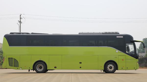 BLK 12m Cummins Engine Luxury Coach Bus 375hp 51 Seats Euro 3
