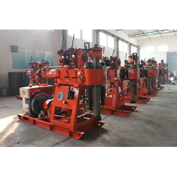 Прочным небольшим установленное Кравлер буровое оборудование водяной скважины снаряжения сверла роторное