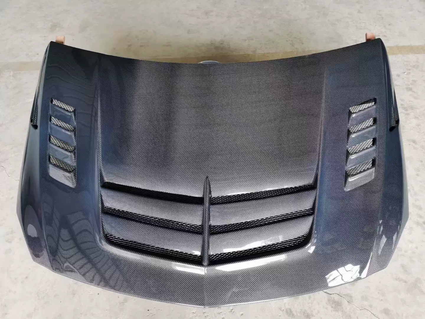 Customized Carbon Black Hood for -mercedes-benz A45/W176 Viras Opening Direct Supply