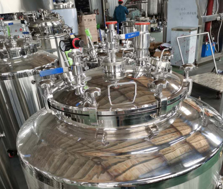 Зеркальное полирование мягкозелевые емкости для хранения лекарств 50-600L цилиндрическая форма