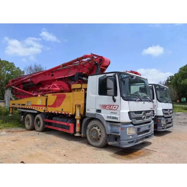 2.6mm Vibrating Amplitude Semi-Dry Shotcrete Concrete Pump Truck for Batching Plant