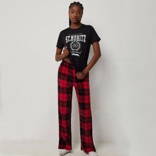 Lazy Sunday Ready: Soft Flannel Checkered Lounge Pants