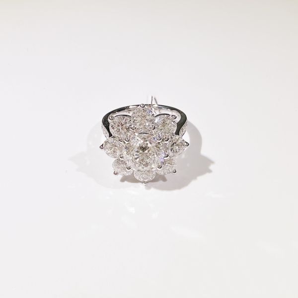18K Gold Customized Fine Jewelry IGI GIA Lab Grown Diamond Flower Ring for Women Engagement Wedding Banquet