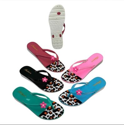 PVC Women Leopard Print Color Block Sole Thongs With 3D Flower Accent