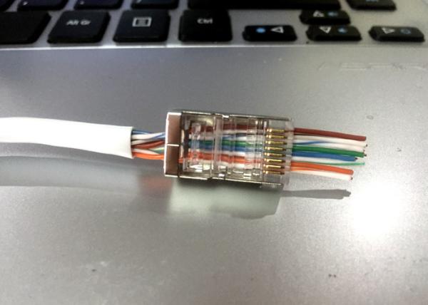 Conector dos ethernet do ftp 8P8C RJ45, conectores RJ45 para o cabo Cat6 com uma parte dianteira do furo