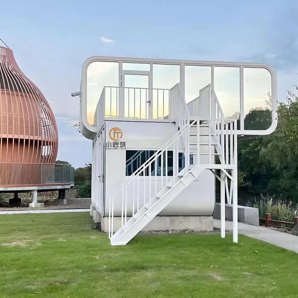 Modern Deluxe Outdoor Double-Deck Mobile Apple Pod Hurricane-Resistant and Heat-Resistant Made of Steel
