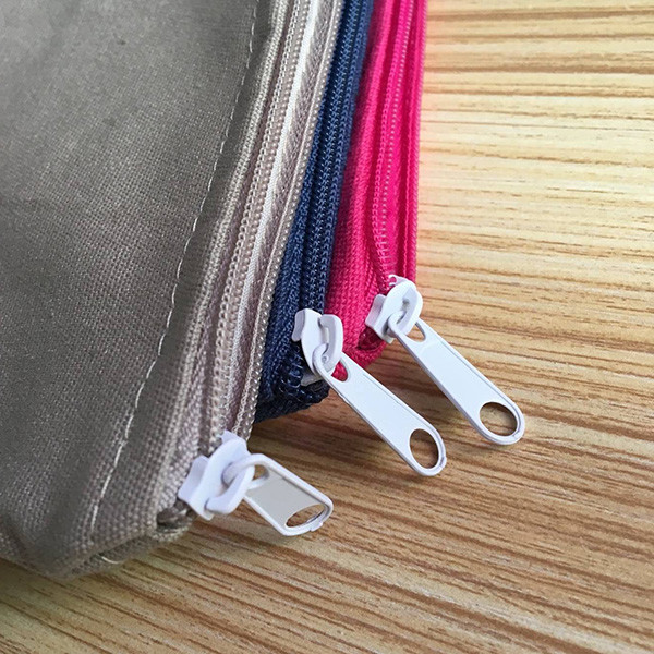 Durable Cosmetic Zipper Bag With Soft Lining Various Colors Eco Friendly