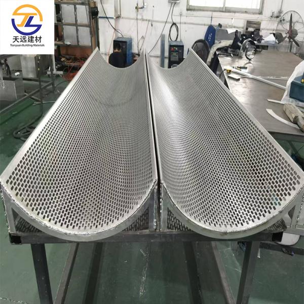 1.5mm - 4mm Aluminum Tile Non Fading Interior Exterior Wall Panel Aluminum Mould Proof