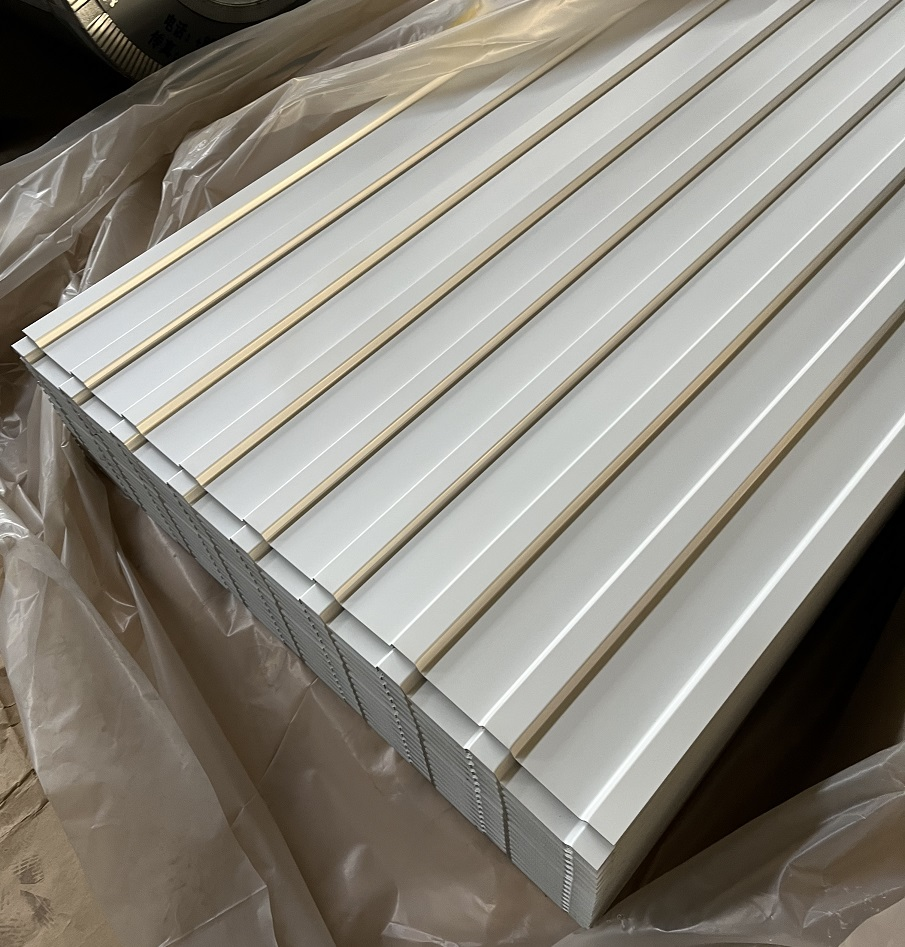 RAL5015 Синяя предварительно окрашенная металлическая плитка из алюцина и крышные панели трапецированный гофрированный лист вальспара HDP 30 лет гарантии