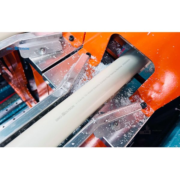 Máquina de fabricação de tubos de PVC de conduto elétrico de 37kW 39,6 Rpm