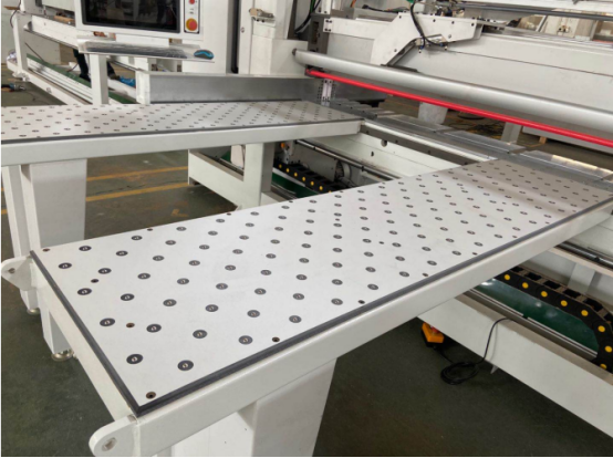 Automatic Wood Cutting Panel Saw Machine Manufacturer Panel Beam Saw 22.5kw