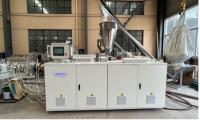 Línea de extrusión de tuberías de PVC Aplicación de suministro de agua con película y envases de cajas
