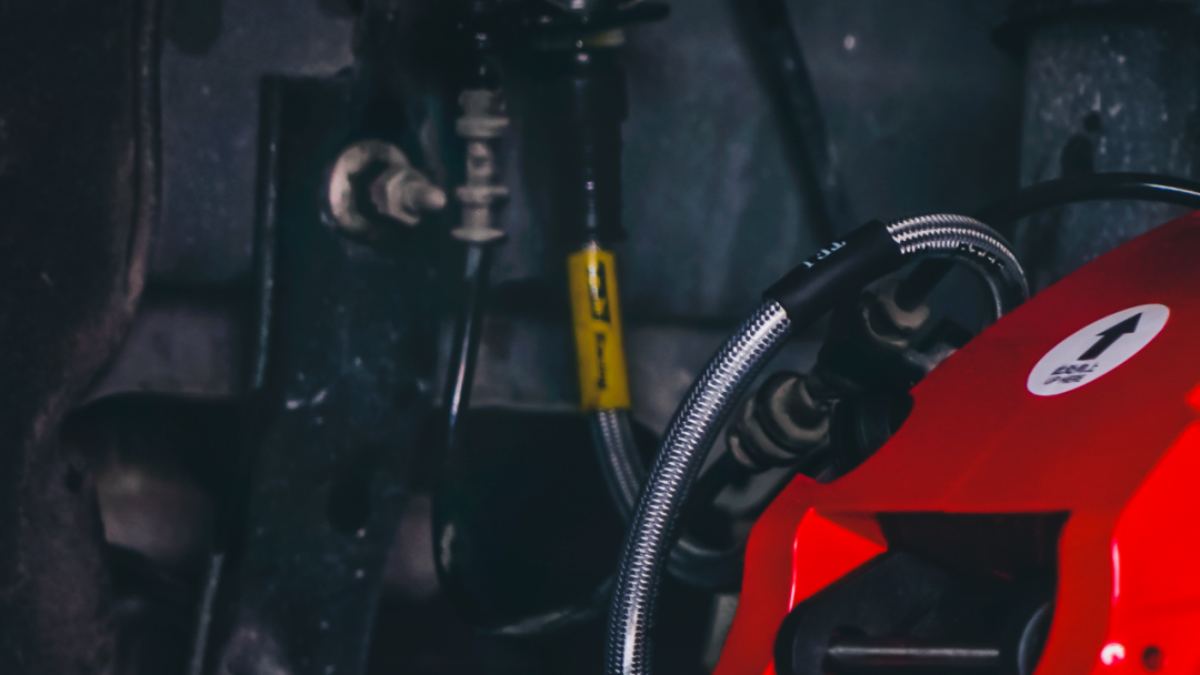 Поршень 6 участвуя в гонке набор тормоза крумциркуля с диском 355*32 MM высокуглеродистым участвуя в гонке для Шевроле Malibu XL оправа 18 дюймов