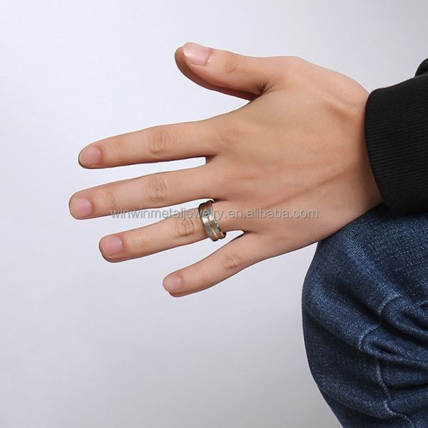 Évaluation par un tiers 8 mm Brossé Noir Bleu Or Tungstène Anneau en velours bordure simple rainure Hommes Bracelet de mariage Confort Fit