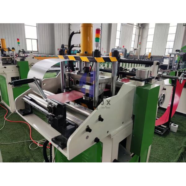 Hydraulic Shears Profile Roll Forming Machine PLC Controlled M shaped