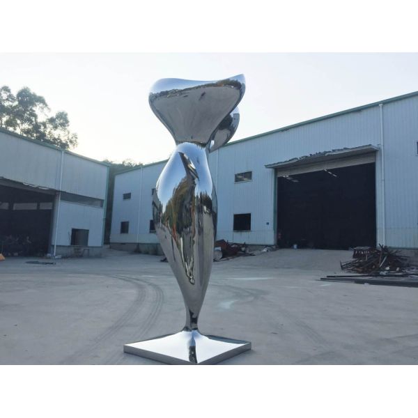 Modern Mirror Stainless Steel Sculpture Abstract Garden Sculpture Public Decoration