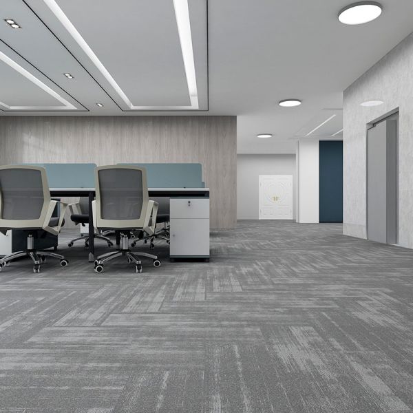 Custom Puzzle Fireproof Plain Striped Jacquard Design Cushioned PP Material Carpet Tile