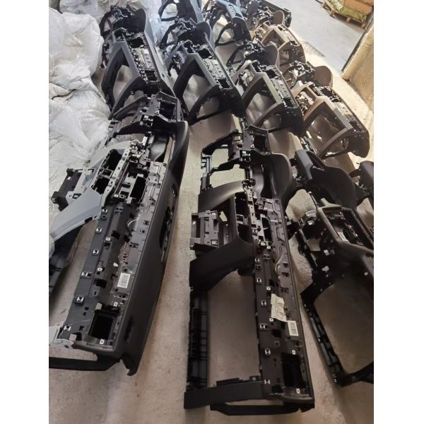 Volkswagen Tiguan L11-18 Year Instrument Panel Skeleton Original OEM 5NG857003 Durable