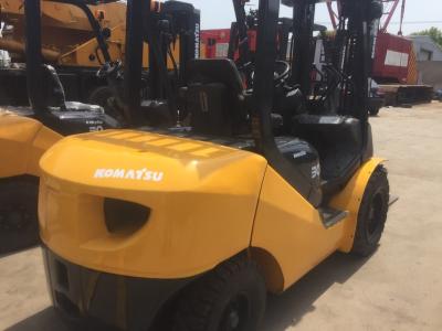 komatsu FD30T-16 second-hand  lift truck original made in japan