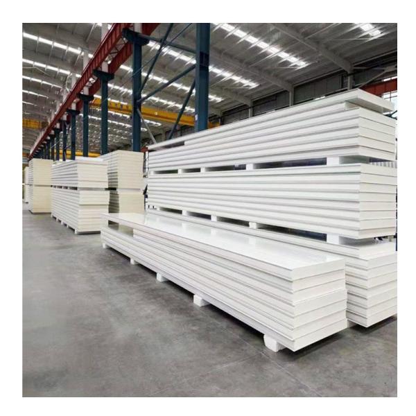 Painel de sanduíche de poliuretano PU com superfície de aço galvanizado de largura 150 mm