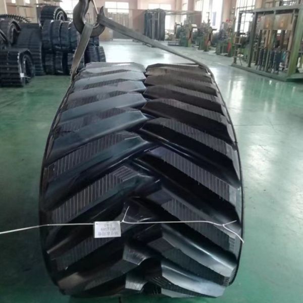 農業用トラクターゴムトラック 25 30 36 幅 CAT チャレンジャー 65 75 85 95 35 45 55 MT800 MT700 ジョン・ディール 8000T 8 RT 8RX 9RX CNH STX クアッドラ マグヌム ロートラック クラース レキソン ベクター デルタ