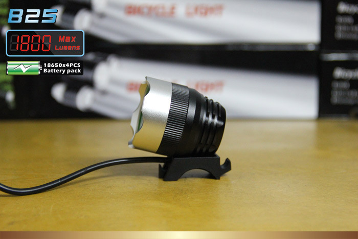 Water resistant 1800lm 13W Cree LED Bike Light  , 4400mAh Battery Pack