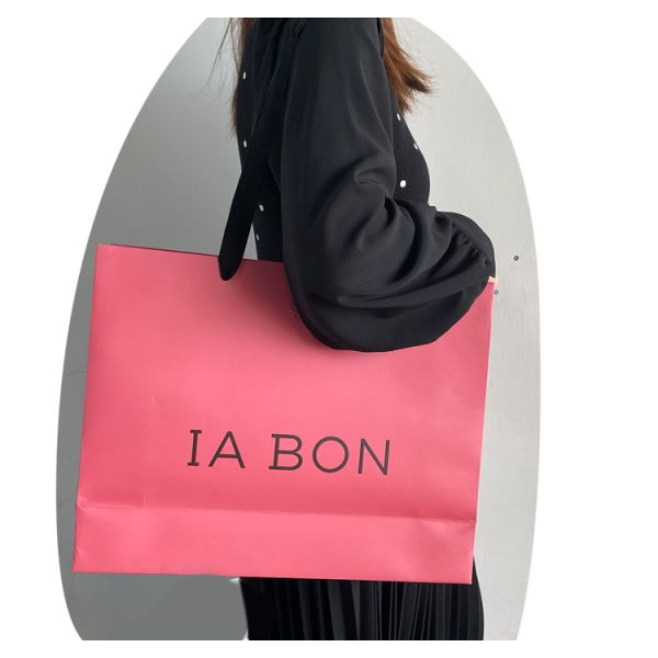 Customizable Paper Gift Bags Hot Stamping Surface Personalized Paper Bags