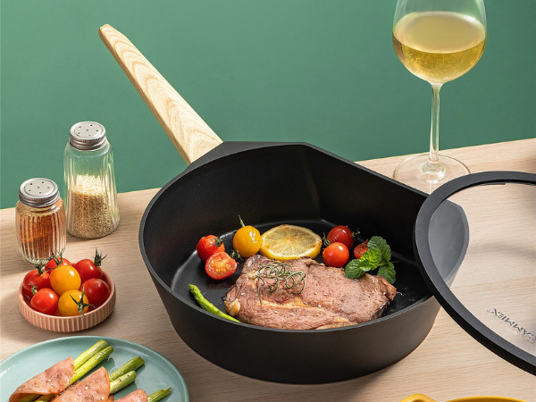 傷の抵抗力があるフライ パン9.5Inchは銅の終わりと非付く