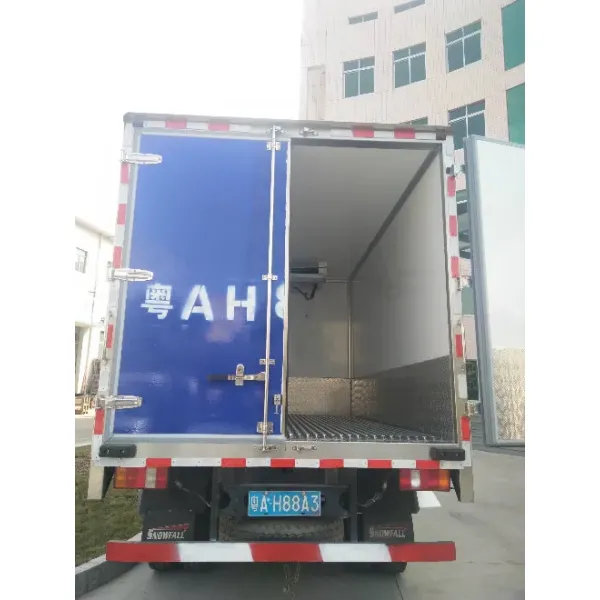 FRP Refrigerated Truck Body 150 Sets Monthly Capacity