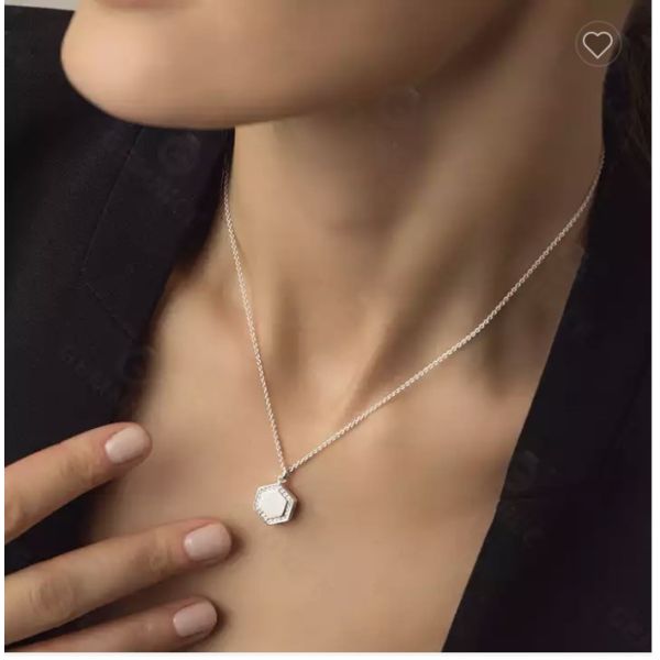 Thin Snake Bone Chain Necklace