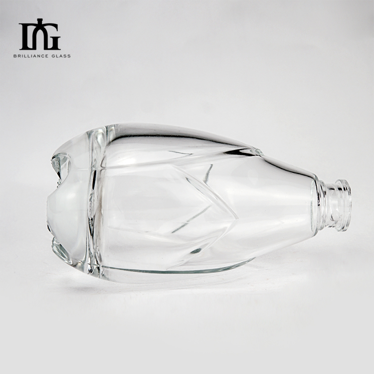 Acceptable OEM/ODM 500ml Glass Gin Bottle with Screen Printing