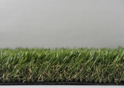 O Anti-fogo que ajardina a grama artificial verde atapeta a altura de 15mm - de 60mm